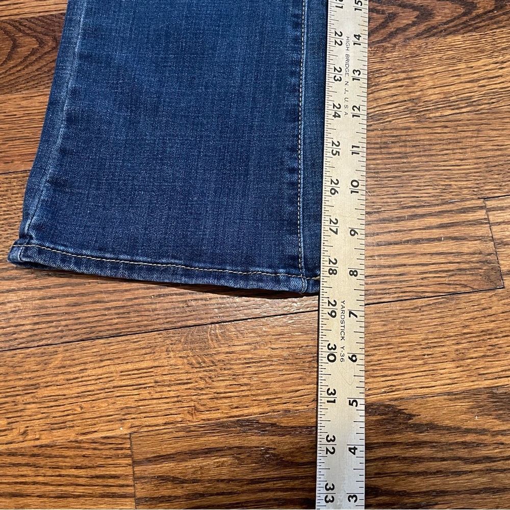 Levi’s 725 High Rise Bootcut - Picture 9 of 14